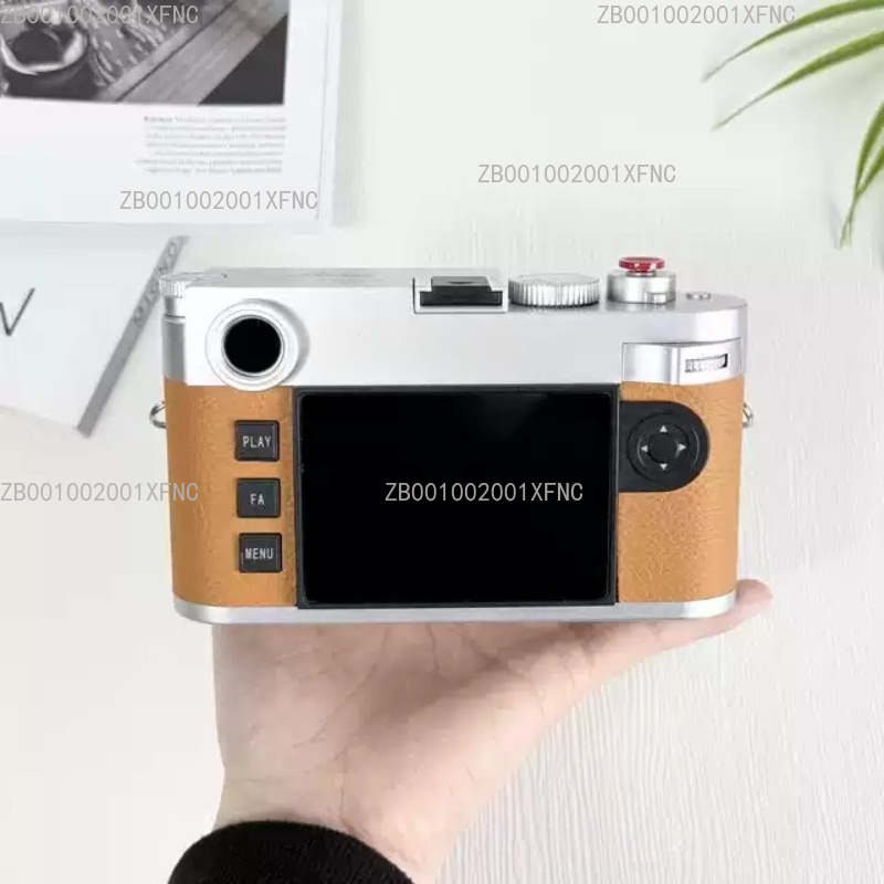 Photography Model - Modello di Fotocamera Mirrorless in Scala